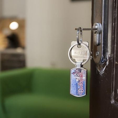 Appartement Carolyn Apartman In The Old City à Budapest Extérieur photo