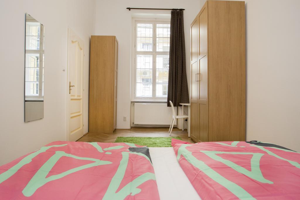 Appartement Carolyn Apartman In The Old City à Budapest Extérieur photo